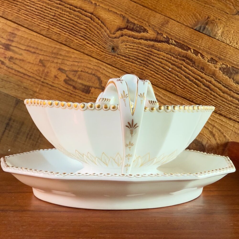 Nymphenburg white and gold Perl porcelain sauce boat dish